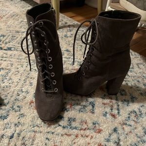 Vince Camuto Heeled boots